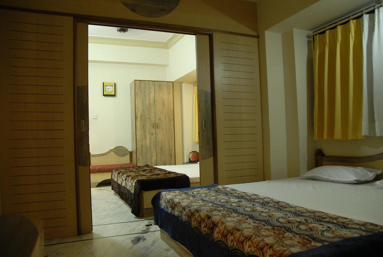 Hotel Vrinda Nāthdwāra Exteriér fotografie